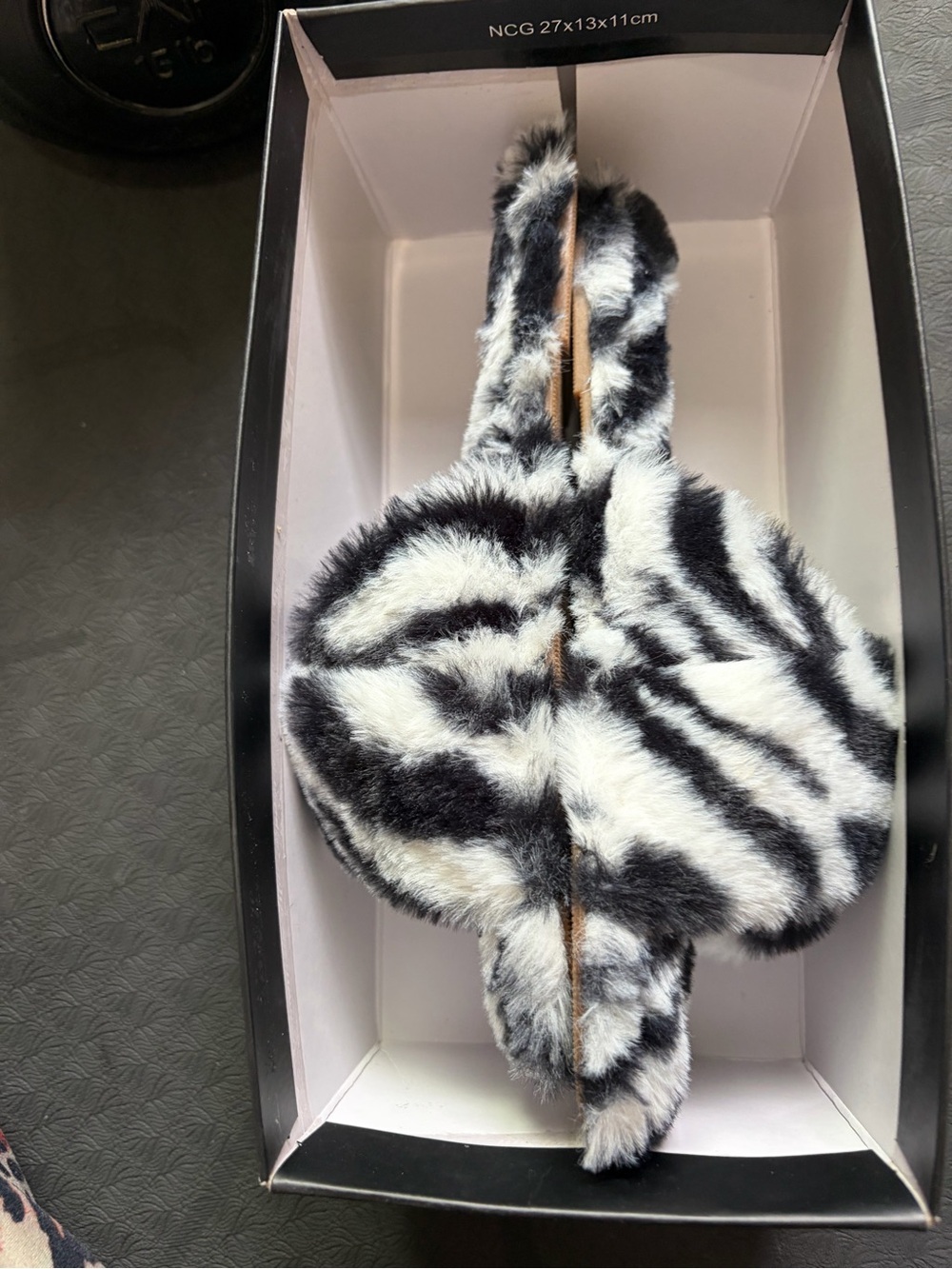 Nine West White Multi Fabric Slide Box